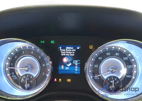 2013 Chrysler 300 Motown z USA, uszkodzony, nr VIN 2C3CCAAG9DH527790